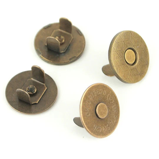 Two Thin Extra Strong Magnetic Snaps