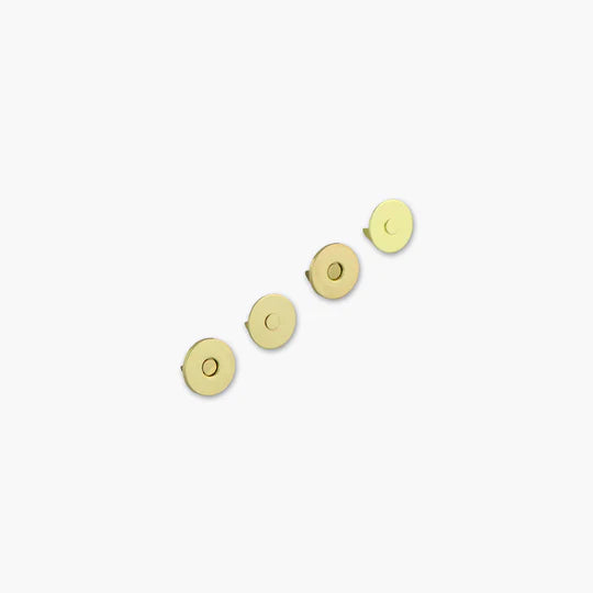 Two Thin Extra Strong Magnetic Snaps